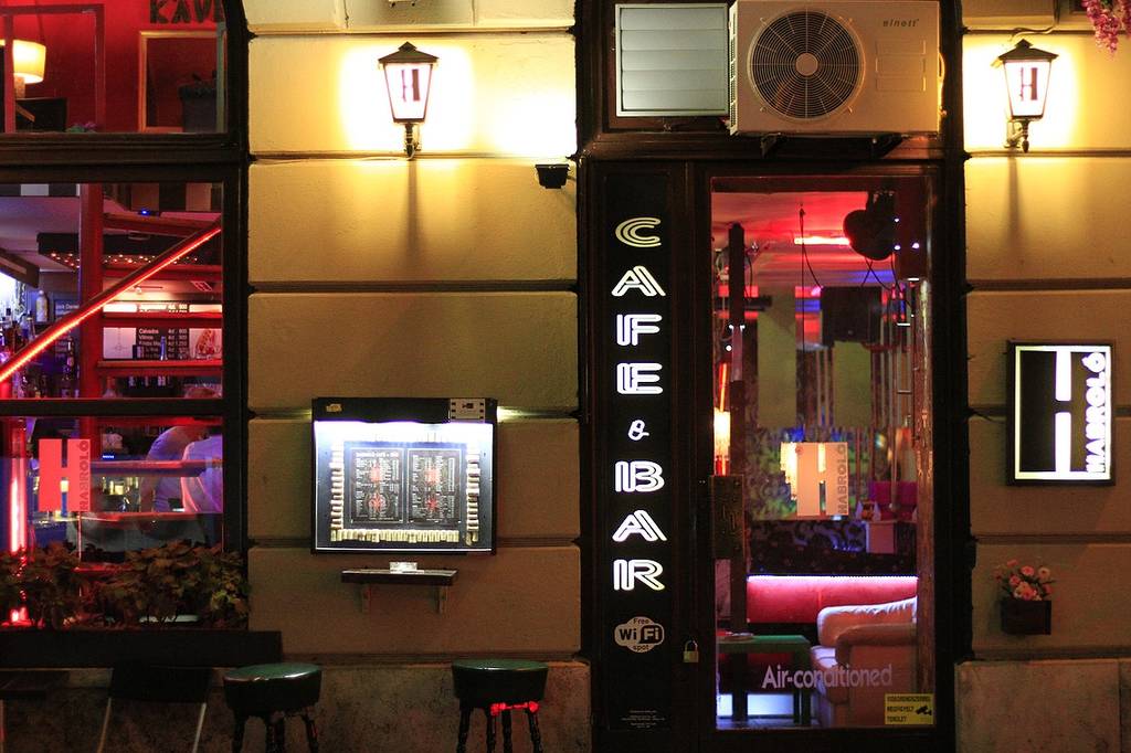 HABROLO Budapest Gay Bars Guidemisterb B