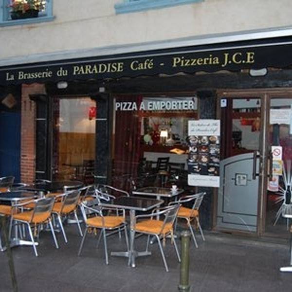 Le Paradise Café