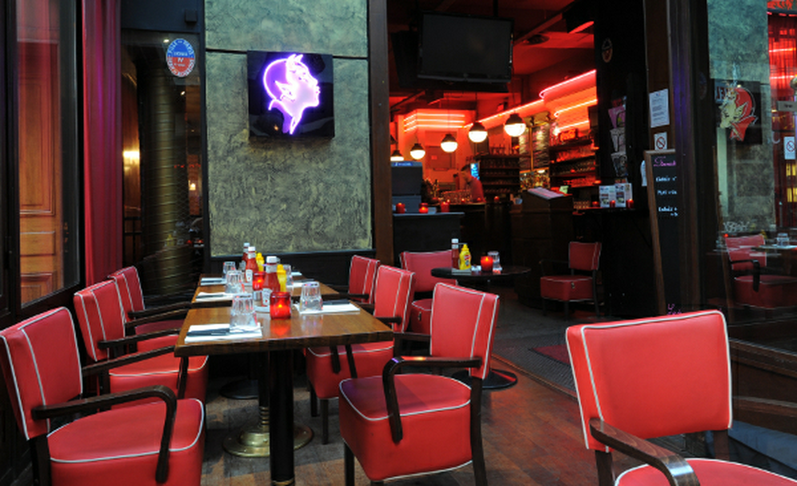 Au Diable Des Lombards 64 Rue Des Lombards 75001 Paris Au Diable des Lombards Paris - Gay Restaurants Guide│misterb&b
