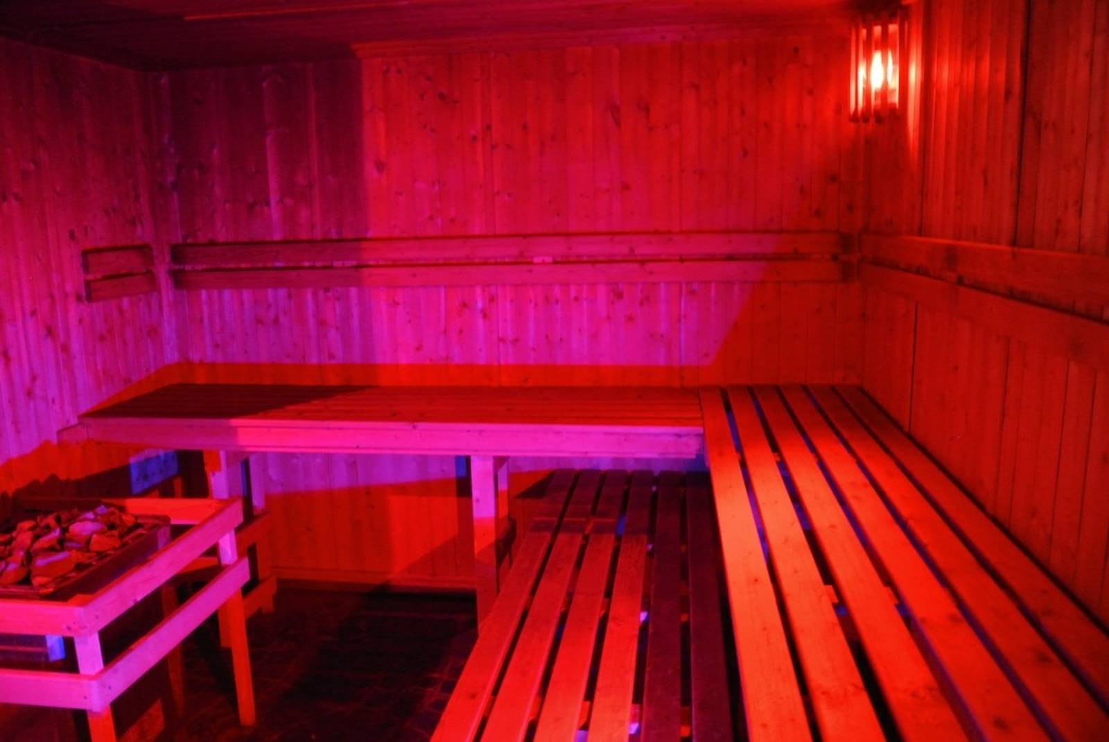 Le Double Side Valence Guide des saunas gays│misterb&b