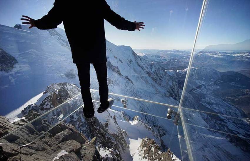 The Top 10 Scariest Skywalks around the world