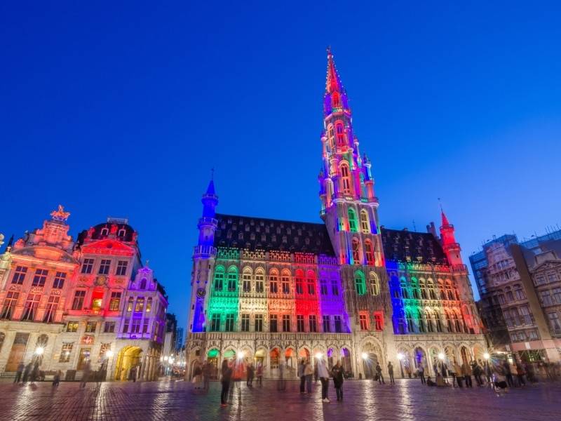 Die 10 sichersten Länder der Welt für LGBTQ-Reisen