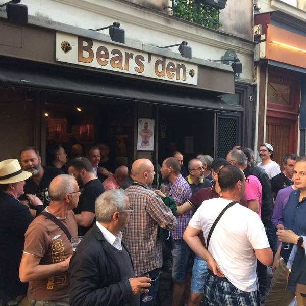 Paris LGBT - Dicas de bares, festas e passeios gays na capital francesa