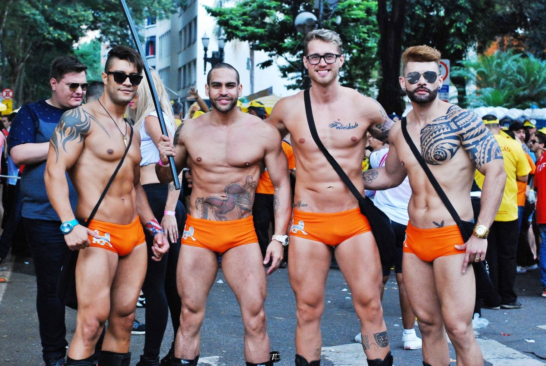 gay pride de São Paulo photo 2/8.