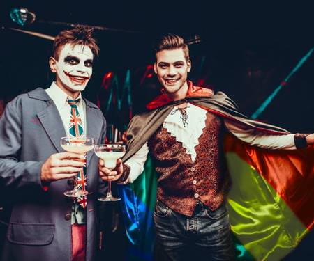 7 maneras mortalmente pecaminosas de pasar un Halloween gay en EE.UU