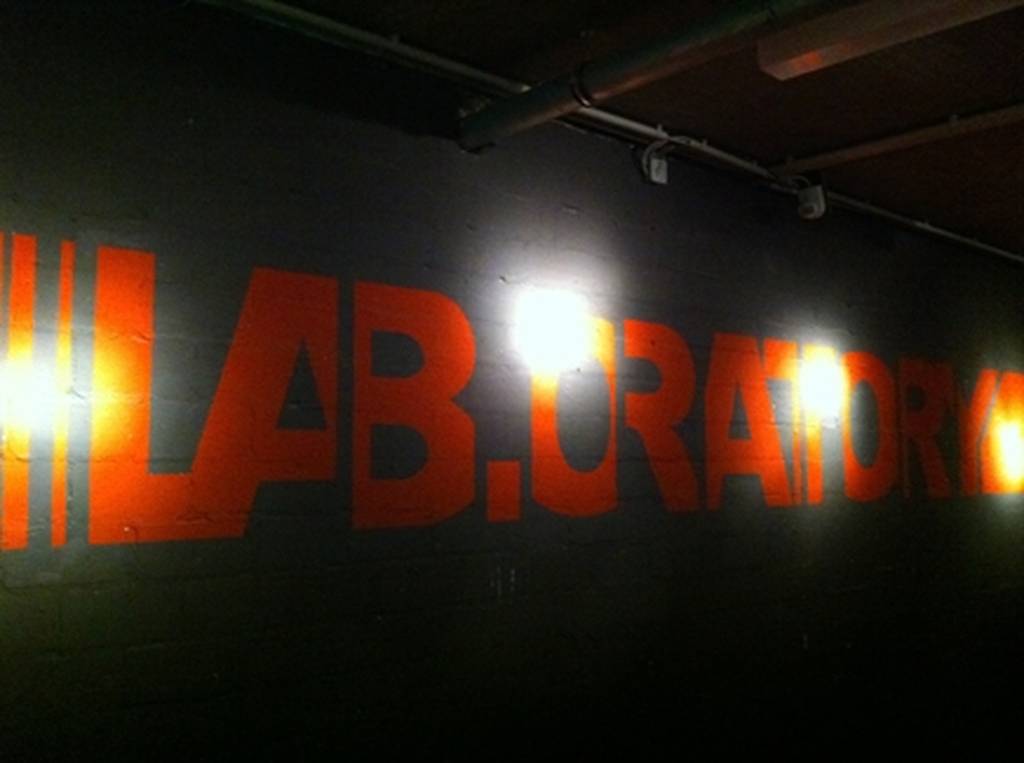 Lab.Oratory Berlin Gay Guide│misterb&b