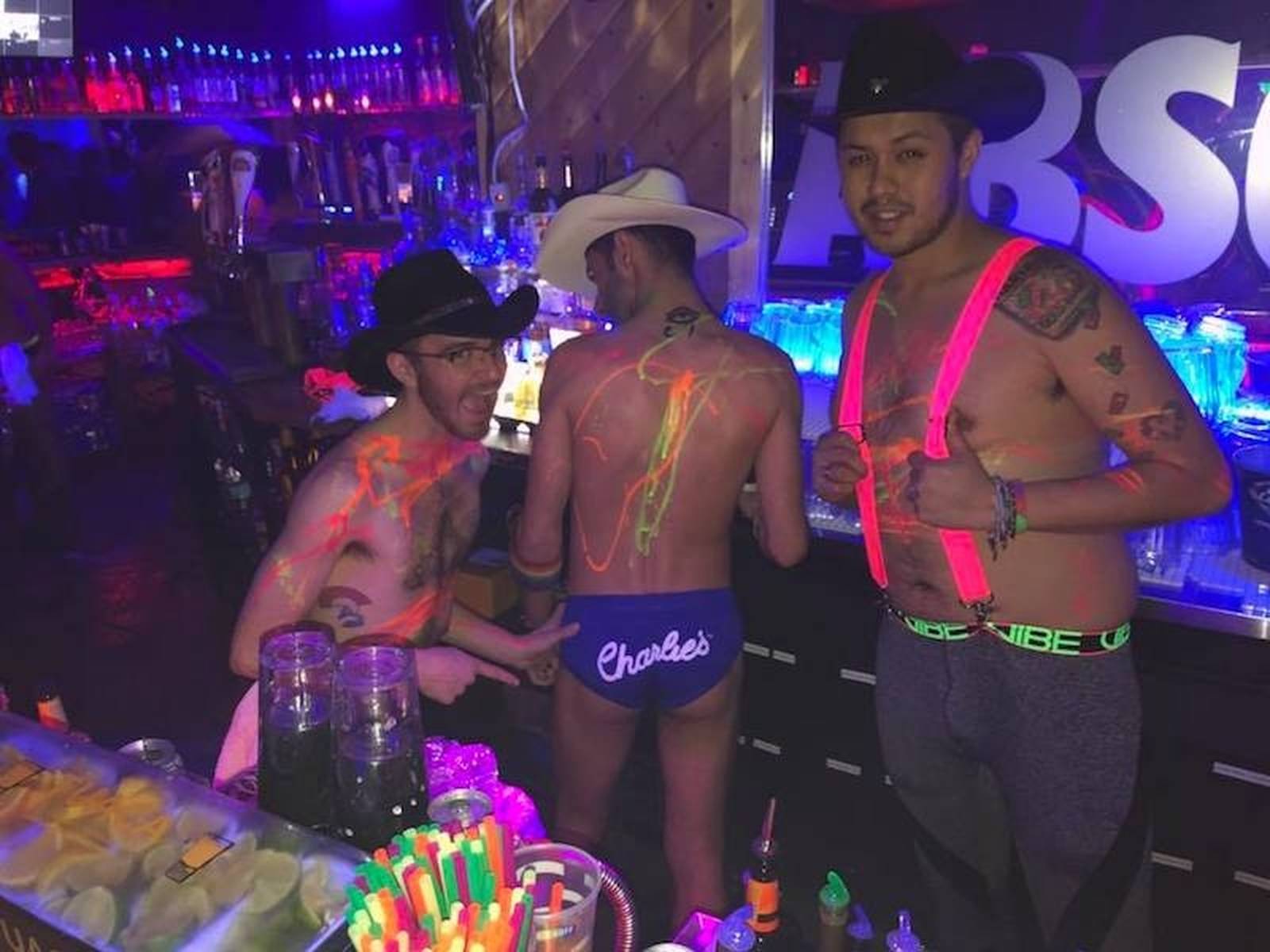 charlies gay bar vegas